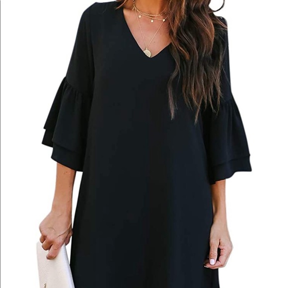 Black Dress - Picture 2 of 6